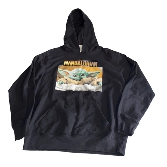 STAR WARS THE MANDALORIAN BOYS LARGE HOODIE - Picture 1 of 4